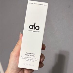 ALO Yoga Glow System Magnesium Reset Spray